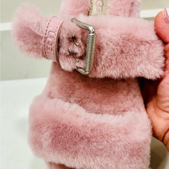 Beautiful !! PINK UGG FUZZ YEAH - Picture 4 of 6